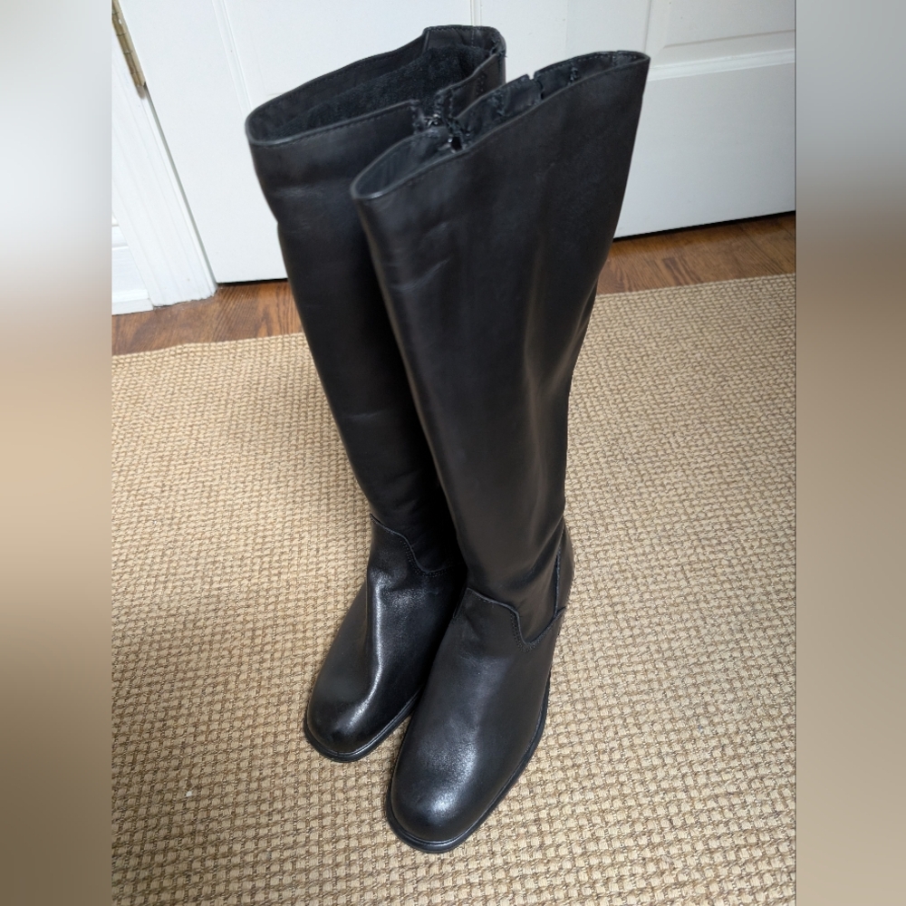 Black Women's Tall Leather Boots
